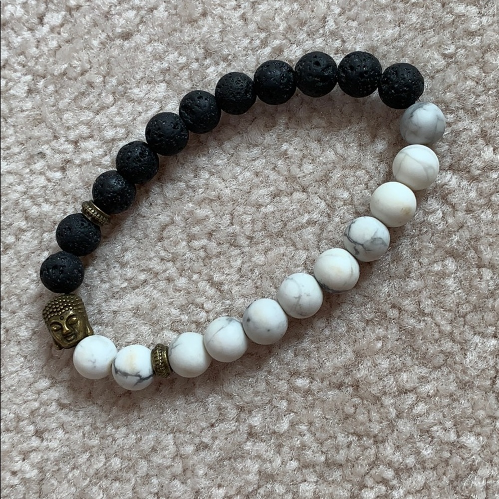 Essential oil diffuser bracelet - Picture 2 of 8
